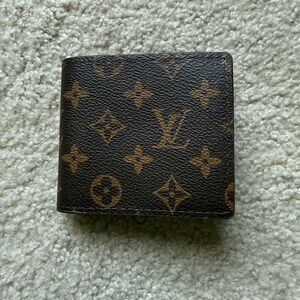 Louis Vuitton Monogram Canvas Card & Key Holder — Brown/Gold Monogram